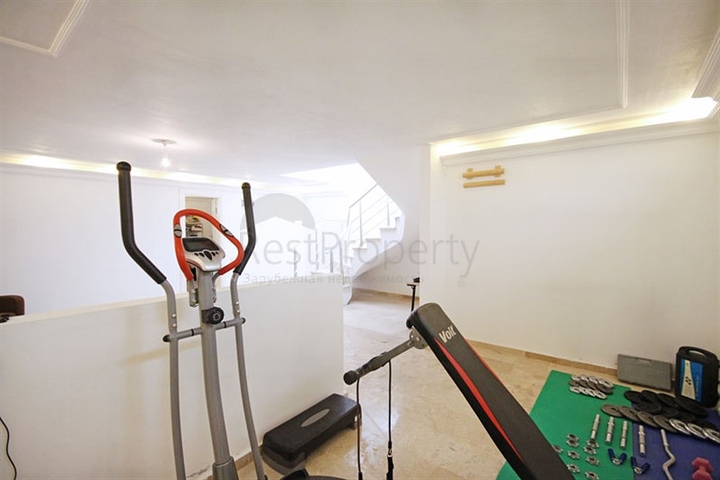 Вилла 4+1 с видом на море в районе Каргыджак