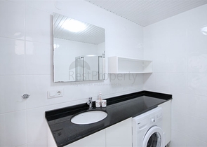 Вилла 4+1 с видом на море в районе Каргыджак