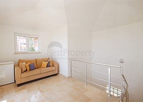 Вилла 4+1 с видом на море в районе Каргыджак