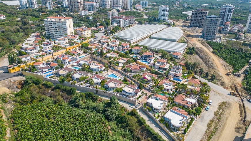 Вилла 2+1 с мебелью и техникой всего 900 м до Средиземного моря