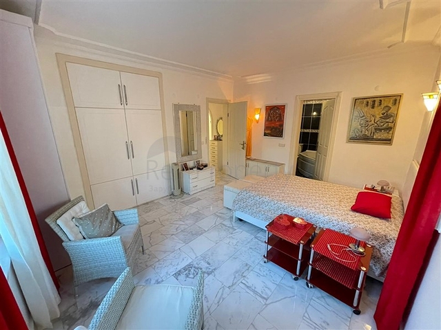 Вилла 2+1 с мебелью и техникой всего 900 м до Средиземного моря