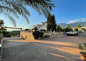 Вилла 2+1 с мебелью и техникой всего 900 м до Средиземного моря