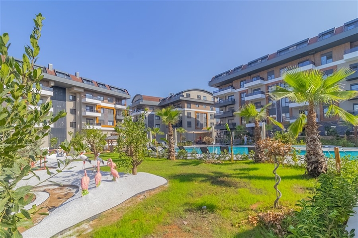 Квартира планировкой 1+1 в современном комплексе в районе Оба