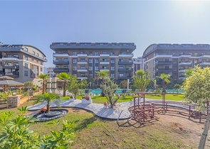 Квартира планировкой 1+1 в современном комплексе в районе Оба