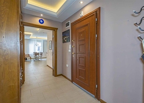 Трехкомнатная квартира в комплексе на первой береговой линии