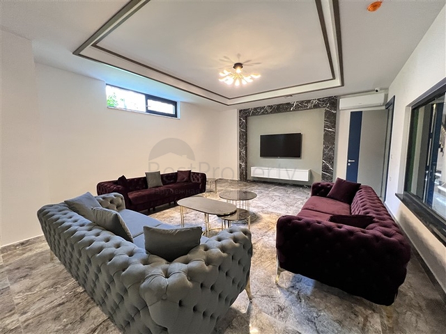 Квартира 1+1 с видом на горы в современном комплексе