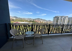Квартира 1+1 с видом на горы в современном комплексе