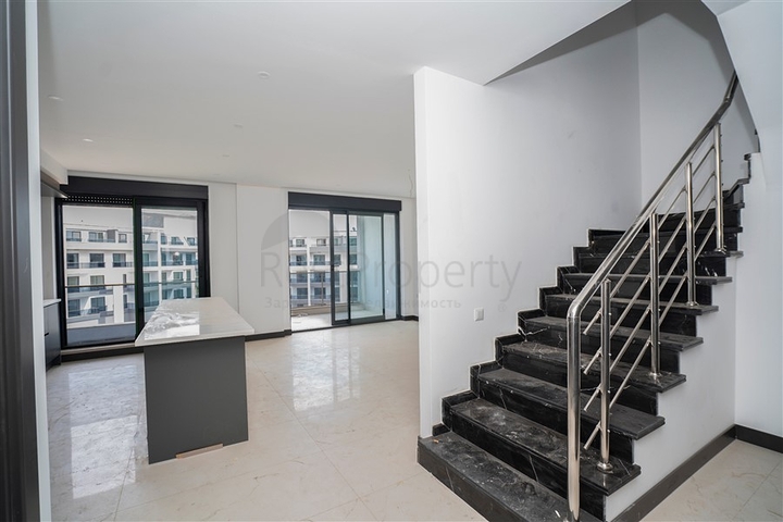 Новый пентхаус 2+1 в одном из лучших комплексов в районе Оба