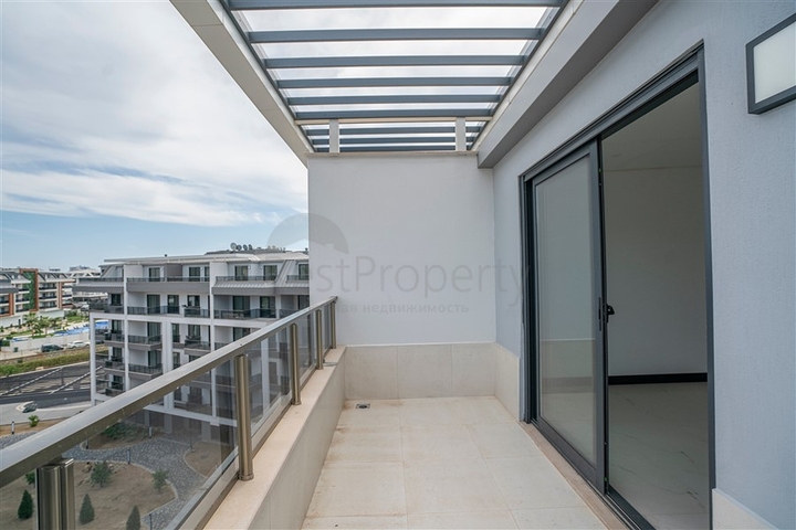 Новый пентхаус 2+1 в одном из лучших комплексов в районе Оба