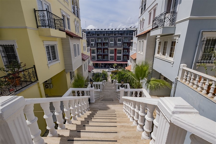 Квартира 2+1 в жилом комплексе в районе Конаклы