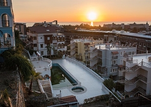 Квартира 2+1 в жилом комплексе в районе Конаклы