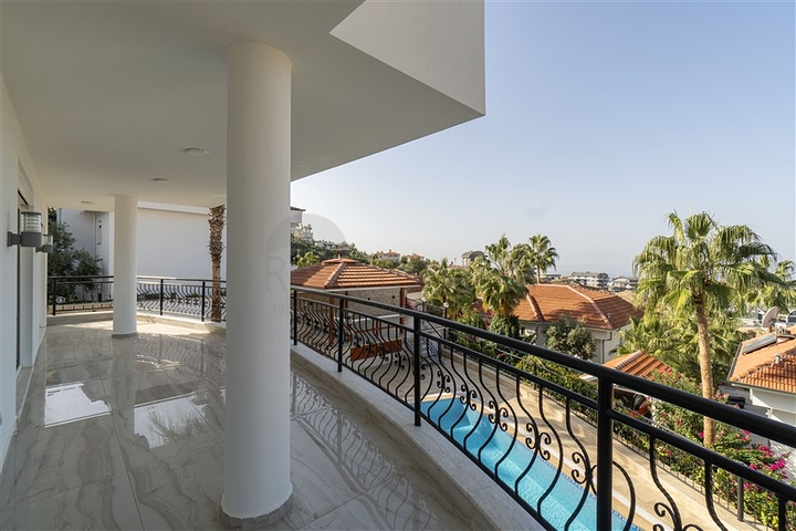 Вилла 4+1 в районе Каргыджак