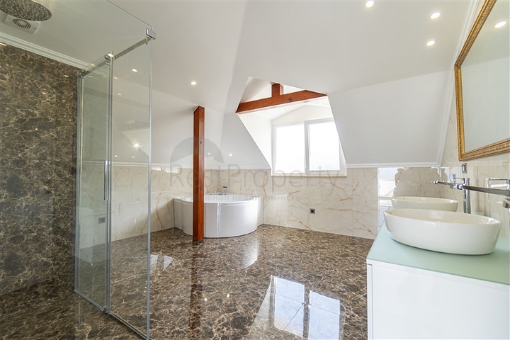 Вилла 4+1 в районе Каргыджак