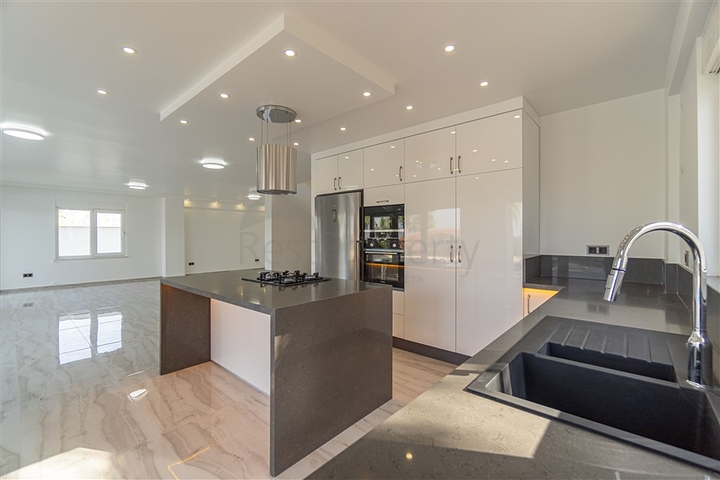 Вилла 4+1 в районе Каргыджак