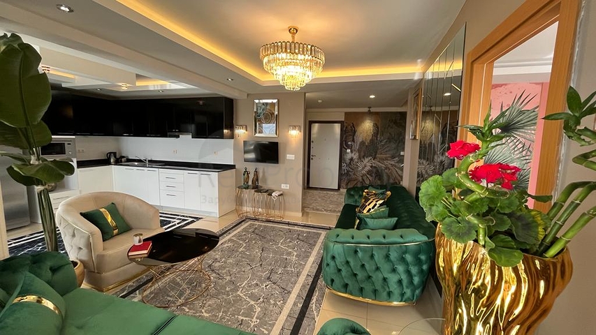 Просторный пентхаус 4+1 в популярном жилом комплексе в районе Джикджилли