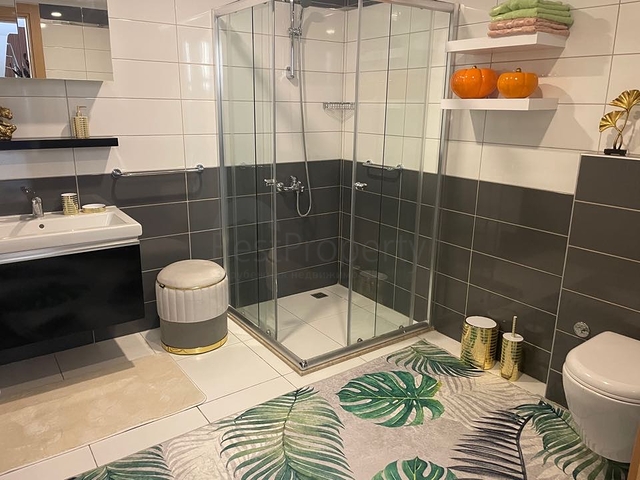 Просторный пентхаус 4+1 в популярном жилом комплексе в районе Джикджилли