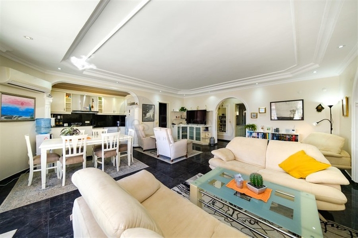 Частная вилла 2+1 в районе Махмутлар всего  в 900м от Средиземного моря