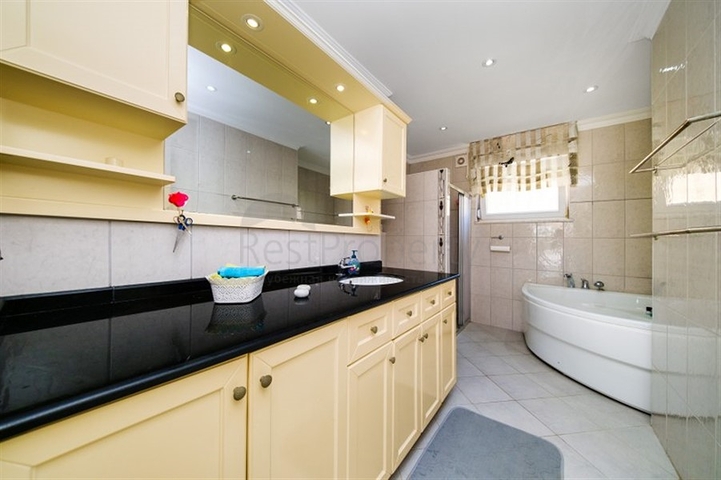 Частная вилла 2+1 в районе Махмутлар всего  в 900м от Средиземного моря