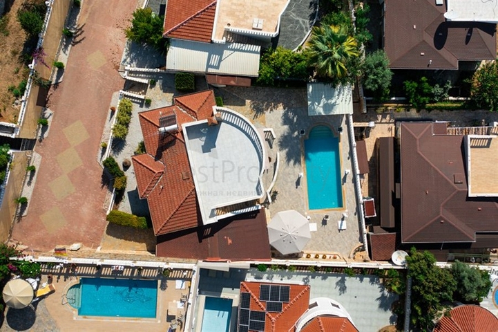 Частная вилла 2+1 в районе Махмутлар всего  в 900м от Средиземного моря