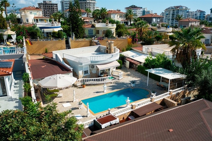 Частная вилла 2+1 в районе Махмутлар всего  в 900м от Средиземного моря