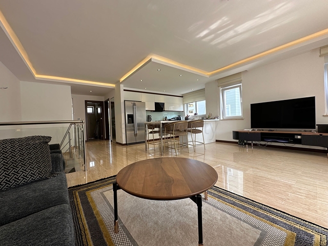 Садовый дуплекс 3+1 в районе Конаклы