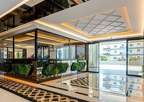 Квартира 1+1 в районе Махмутлар с мебелью и техникой. 