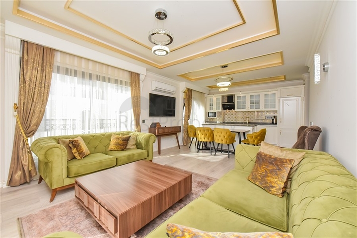 Четырехкомнатная квартира в шикарном комплексе класса люкс с видом на море.