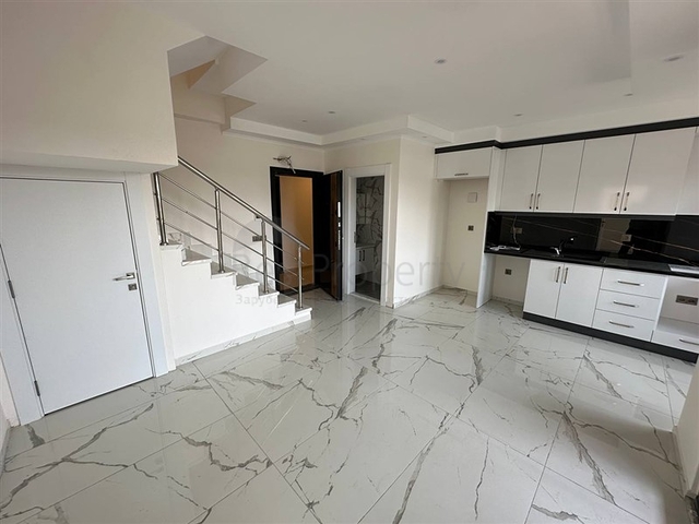 Квартира 3+1 в центре Алании