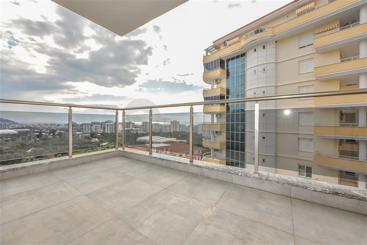 Квартира 1+1 в аренду в Махмутларе