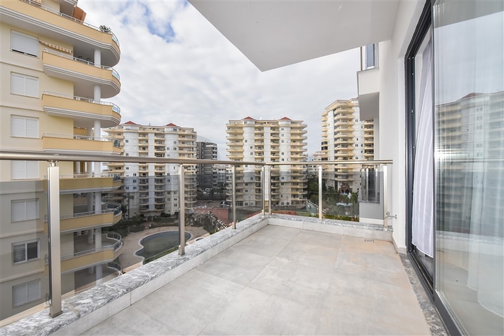 Квартира 1+1 в аренду в Махмутларе