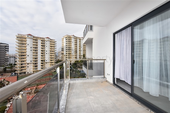 Квартира 1+1 в аренду в Махмутларе