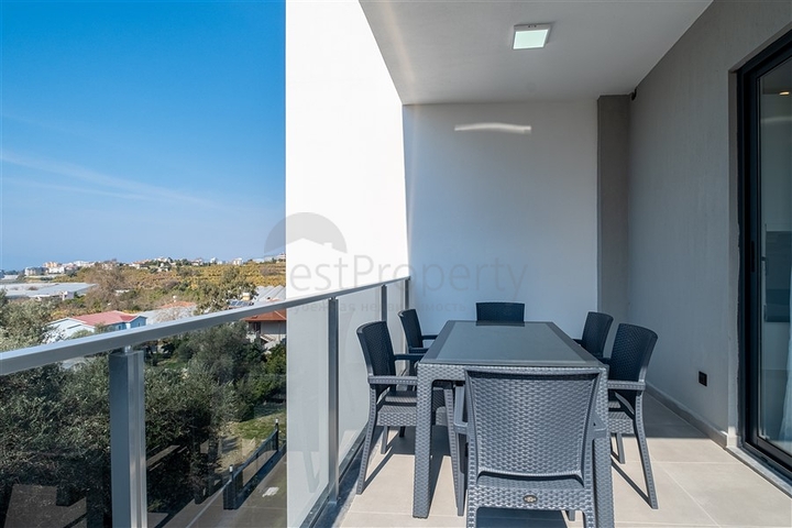 Меблированная трехкомнатная квартира в районе Каргыджак