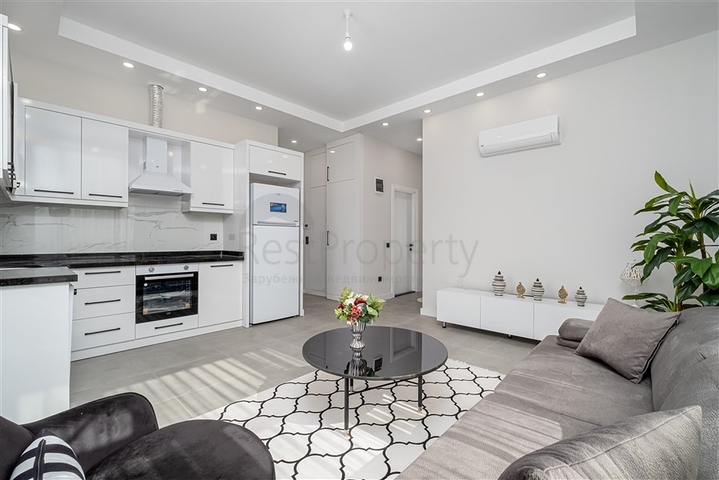 Меблированная трехкомнатная квартира в районе Каргыджак