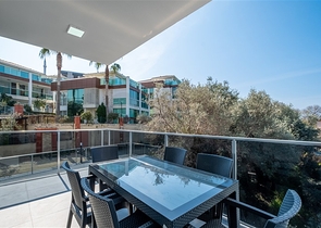 Меблированная трехкомнатная квартира в районе Каргыджак