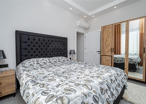 Меблированная трехкомнатная квартира в районе Каргыджак