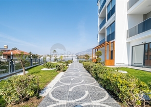 Меблированная трехкомнатная квартира в районе Каргыджак