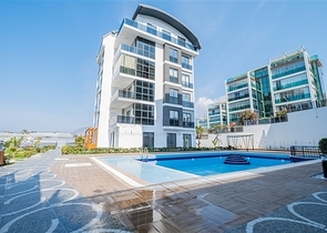 Меблированная трехкомнатная квартира в районе Каргыджак