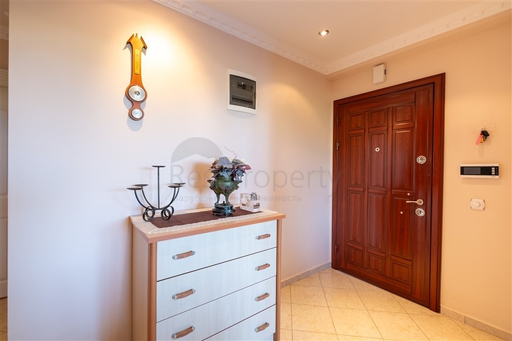 Просторная квартира 2+1 в живописной части района Махмутлар