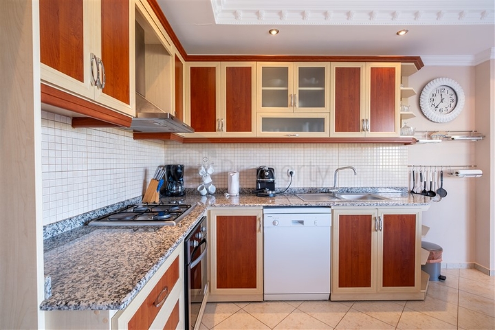 Просторная квартира 2+1 в живописной части района Махмутлар