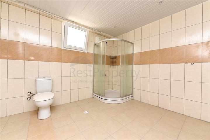 Просторный пентхаус 3+1 в Махмутларе