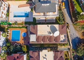 Апартаменты 2+1 с просторной Террасой в центре Алании.