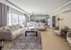 Апартаменты 2+1 с просторной Террасой в центре Алании.