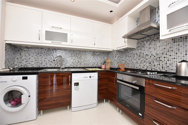 Апартаменты в комплексе с инфраструктурой в районе Махмутлар