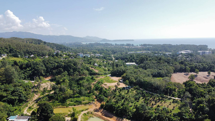 Современный комплекс вилл на Лаяне