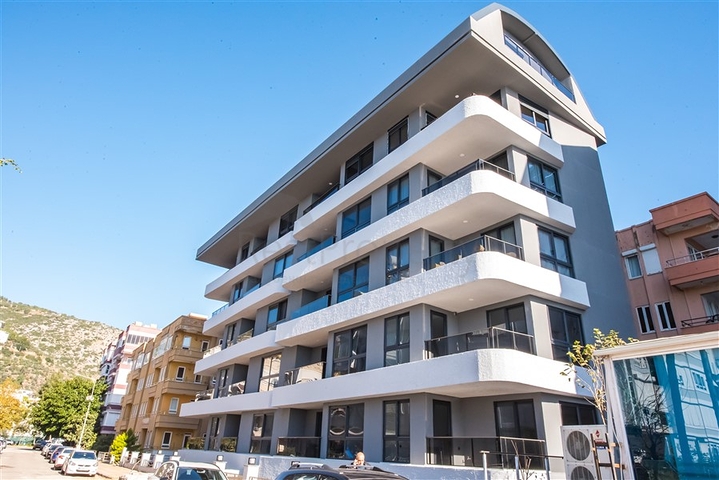 Квартира планировкой 1+1 в самом центре Алании