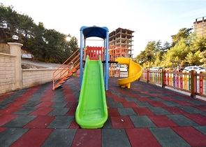 Квартира 1+1 в новом комплексе в окружении хвойного леса