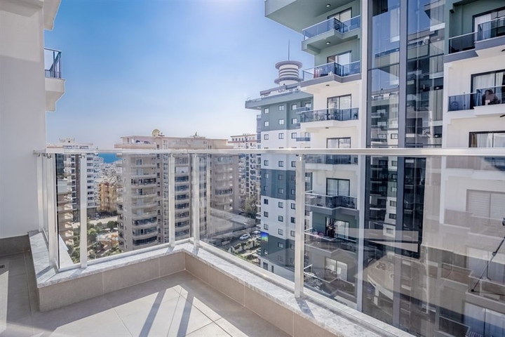 Квартира 1+1 в популярном жилом комплексе в районе Махмутлар