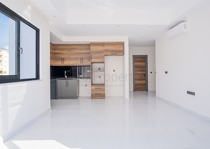 Квартира 1+1 в популярном жилом комплексе в районе Махмутлар