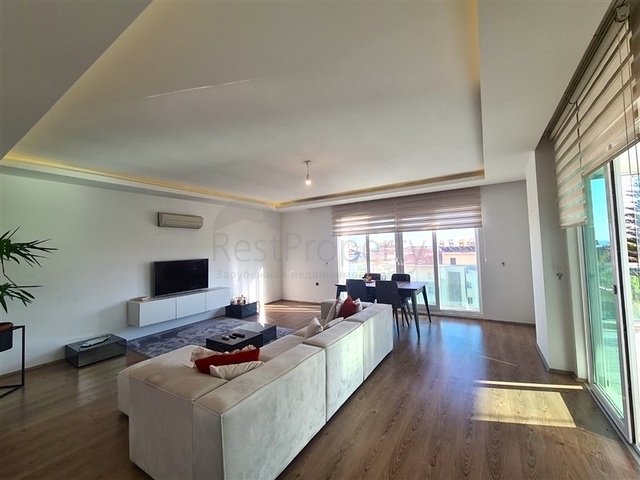 Просторная квартира планировки 3+1 в районе Джикджилли