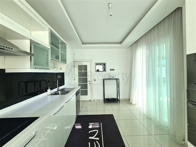 Просторная квартира планировки 3+1 в районе Джикджилли